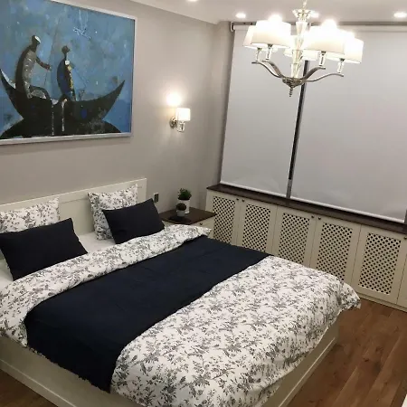 A Luxury With Patio And Bbq