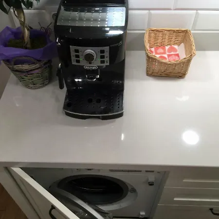 A Luxury With Patio And Bbq * صوفيا